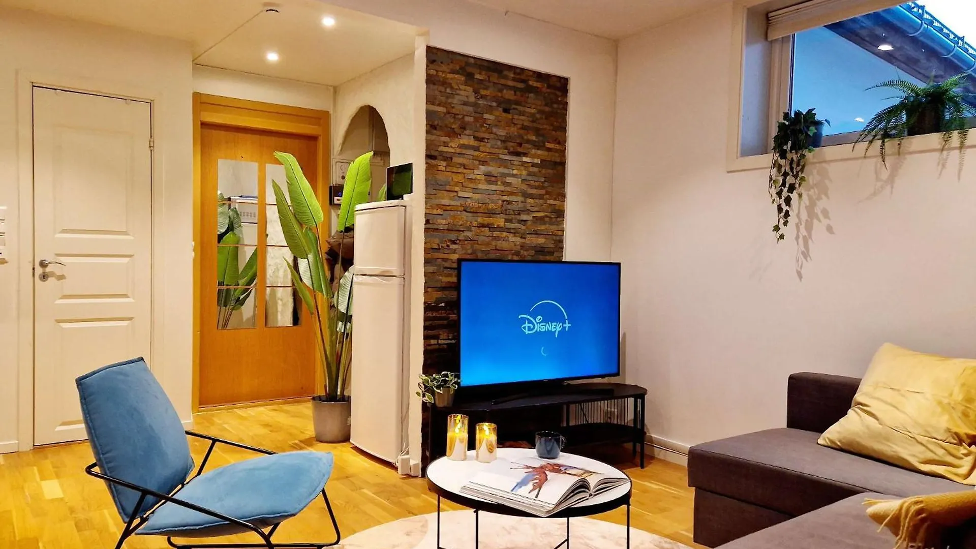 아파트 City Center Retreat With King Bed 베르겐